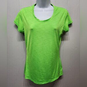 Under Armour Run Shirt Small Green Short Sleeve Heat‎ Gear Semi Fitted B691